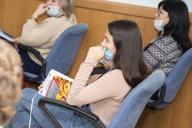 Круглый стол «Новые разработки в области защитных, теплозащитных и упрочняющих покрытий для деталей ГТД» Круглый стол «Новые разработки в области защитных, теплозащитных и упрочняющих покрытий для деталей ГТД»