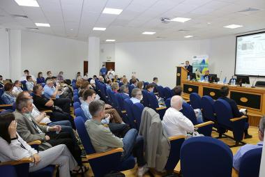 VI Всероссийская научно-техническая конференция «Климат-2021: современные подходы к оценке воздействия внешних факторов на материалы и сложные технические системы» VI Всероссийская научно-техническая конференция «Климат-2021: современные подходы к оценке воздействия внешних факторов на материалы и сложные технические системы»
