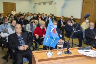 Всероссийская научно-техническая конференция «Современные жаропрочные никелевые деформируемые сплавы и технологии их производства» Всероссийская научно-техническая конференция «Современные жаропрочные никелевые деформируемые сплавы и технологии их производства»