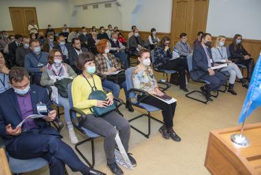 Всероссийская научно-техническая конференция «Проблемы и перспективы развития металломатричных композиционных материалов» Всероссийская научно-техническая конференция «Проблемы и перспективы развития металломатричных композиционных материалов»