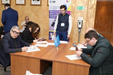 XIV Всероссийская конференция по испытаниям и исследованиям свойств материалов «ТестМат» по тематике: «Физико-механические испытания, прочность и надежность современных конструкционных и функциональных материалов» XIV Всероссийская конференция по испытаниям и исследованиям свойств материалов «ТестМат» по тематике: «Физико-механические испытания, прочность и надежность современных конструкционных и функциональных материалов»